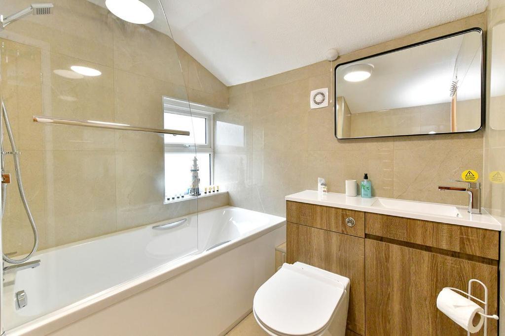 Just Stay Wales - Castle Square Cottage, Mumbles Экстерьер фото