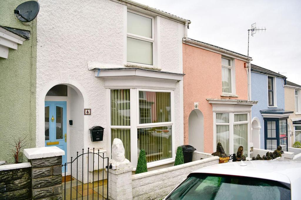 Just Stay Wales - Castle Square Cottage, Mumbles Экстерьер фото
